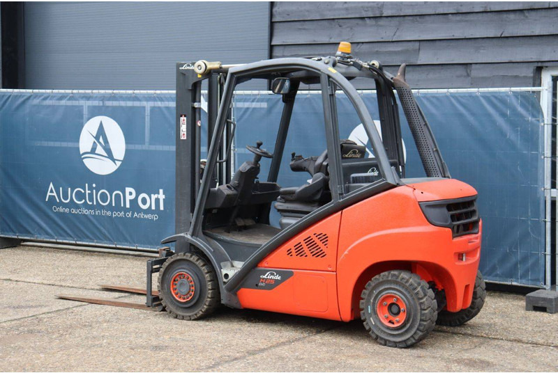 Linde H25D-02 - Xe nâng diesel: hình 3 Linde H25D-02 - Xe nâng diesel: hình 3