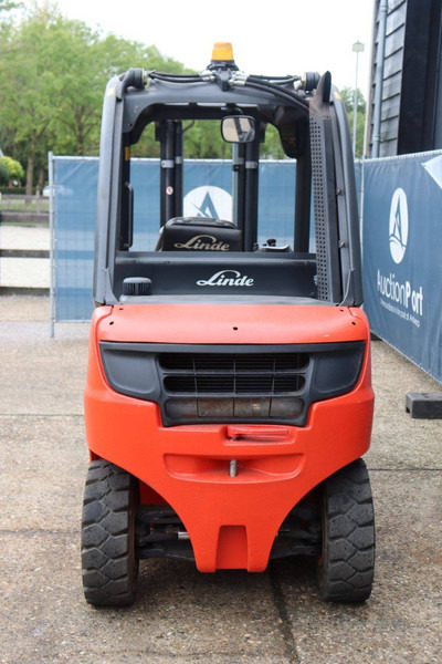 Linde H25D-02 - Xe nâng diesel: hình 5 Linde H25D-02 - Xe nâng diesel: hình 5