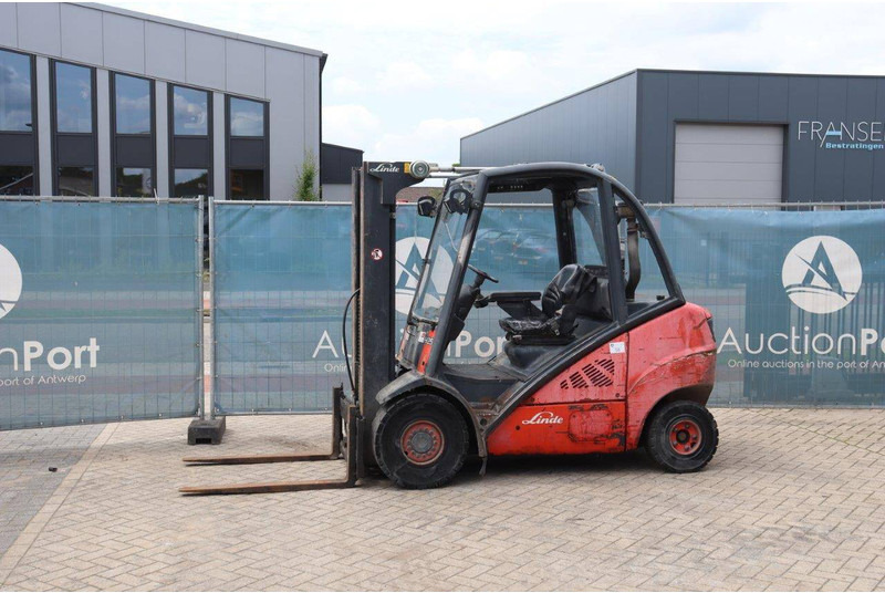 Linde H25D - Xe nâng diesel: hình 1 Linde H25D - Xe nâng diesel: hình 1