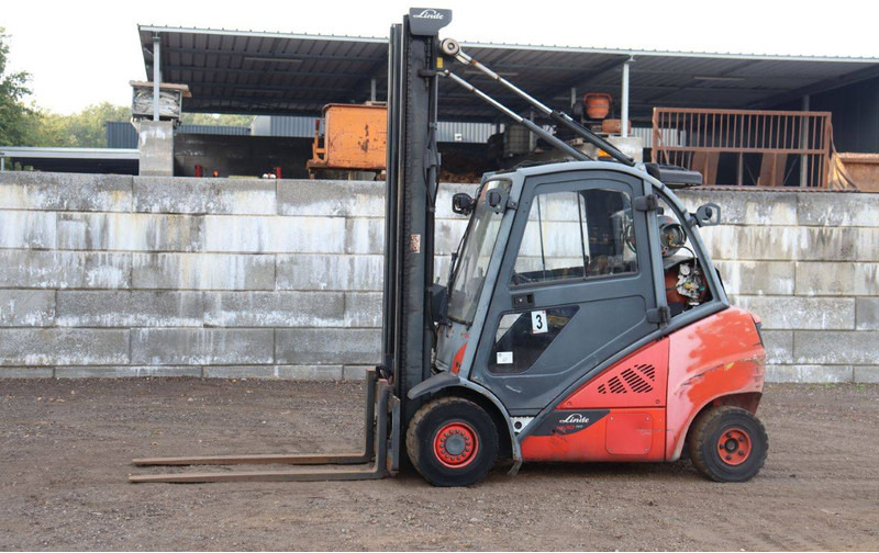 Linde H30CNG-02 - Xe nâng gas: hình 1 Linde H30CNG-02 - Xe nâng gas: hình 1