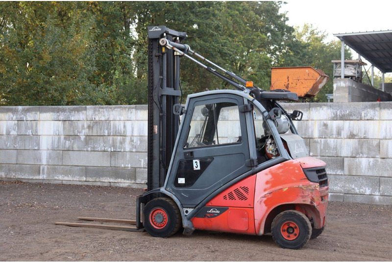 Linde H30CNG-02 - Xe nâng gas: hình 3 Linde H30CNG-02 - Xe nâng gas: hình 3