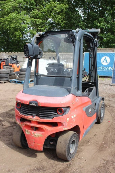 Linde H30D-01 - Xe nâng diesel: hình 5 Linde H30D-01 - Xe nâng diesel: hình 5