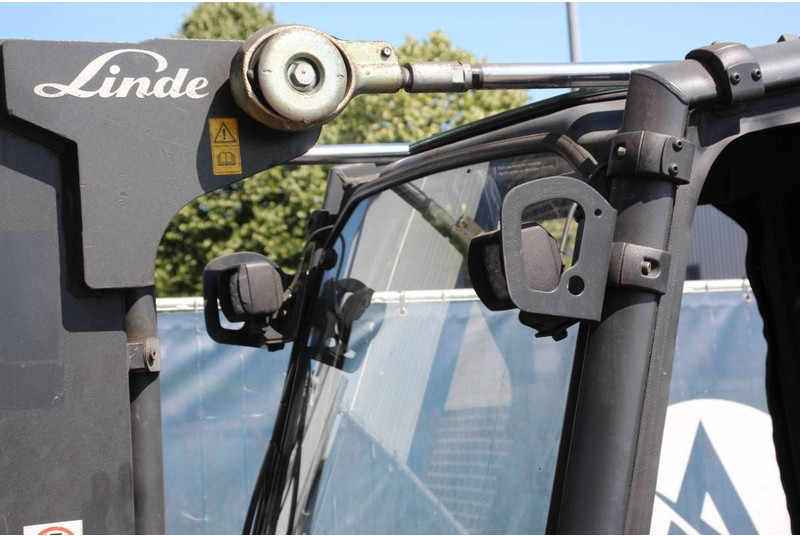 Xe nâng diesel Linde H35: hình 14