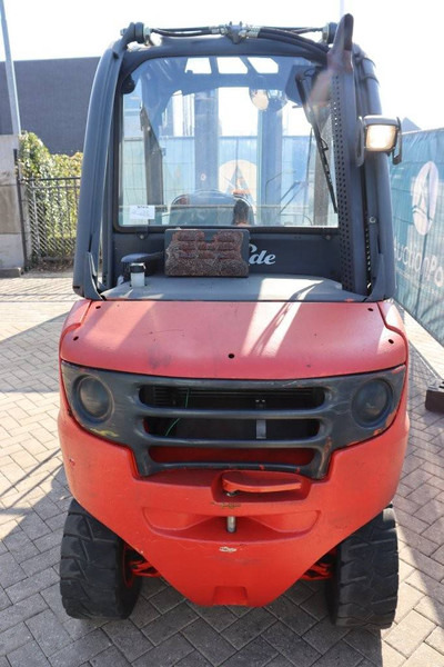 Linde H35D - Xe nâng diesel: hình 4 Linde H35D - Xe nâng diesel: hình 4