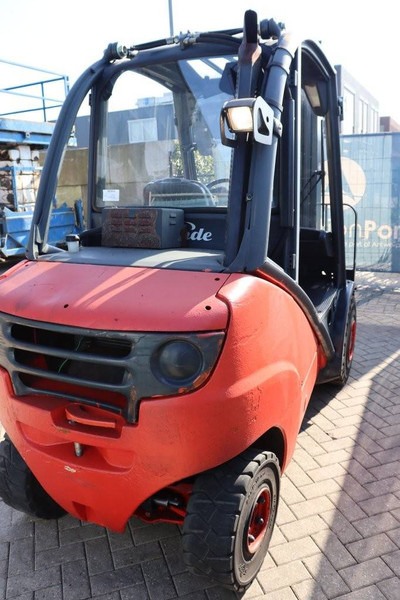 Linde H35D - Xe nâng diesel: hình 5 Linde H35D - Xe nâng diesel: hình 5