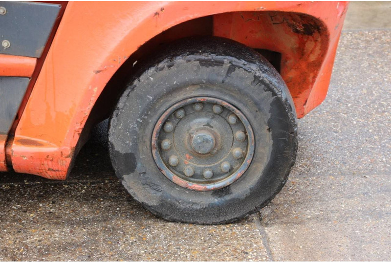 Xe nâng diesel Linde H80D: hình 14