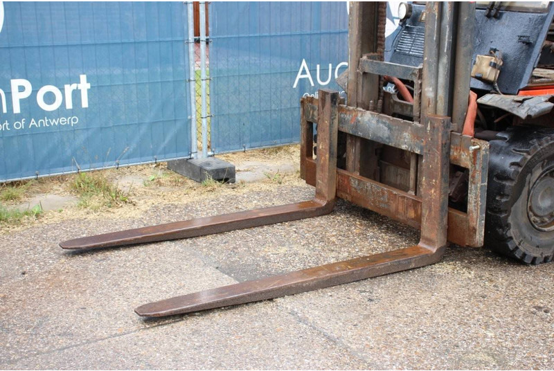 Xe nâng diesel Linde H80D: hình 9