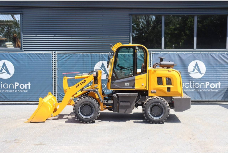 Machpro MP-L300 - Máy xúc lật bánh lốp: hình 2 Machpro MP-L300 - Máy xúc lật bánh lốp: hình 2