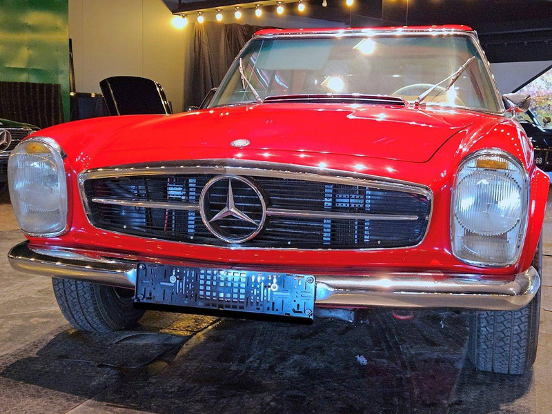 Mercedes-Benz 200-serie 250 SL 'Pagode' - Sedan: hình 4 Mercedes-Benz 200-serie 250 SL 'Pagode' - Sedan: hình 4