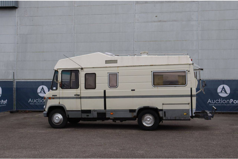 Mercedes-Benz 508D - Xe van cắm trại: hình 3 Mercedes-Benz 508D - Xe van cắm trại: hình 3