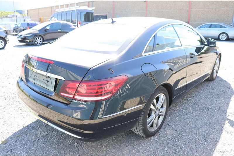 Mercedes-Benz E-Klasse 200 - Xe hơi: hình 5 Mercedes-Benz E-Klasse 200 - Xe hơi: hình 5