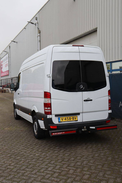 Mercedes-Benz Sprinter - Xe van chở hàng: hình 4 Mercedes-Benz Sprinter - Xe van chở hàng: hình 4