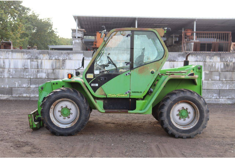 Merlo P28.7 KT - Xe nhấc hình viễn vọng kính: hình 2 Merlo P28.7 KT - Xe nhấc hình viễn vọng kính: hình 2