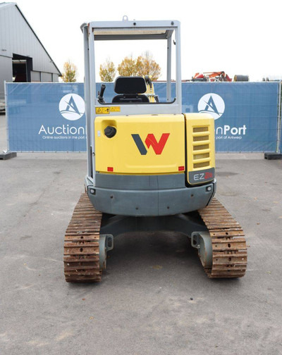 Neuson EZ26 - Máy xúc mini: hình 5 Neuson EZ26 - Máy xúc mini: hình 5