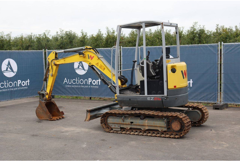 Neuson EZ26 - Máy xúc mini: hình 4 Neuson EZ26 - Máy xúc mini: hình 4