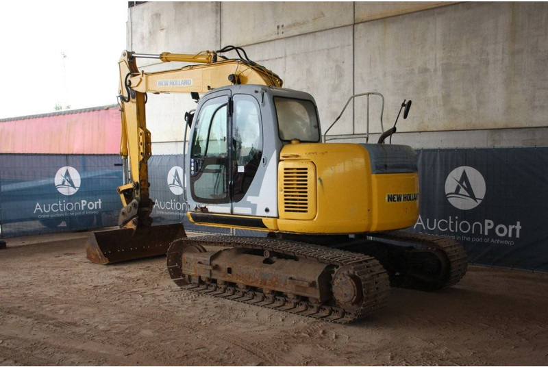 New Holland E115SR - Máy xúc bánh xích: hình 3 New Holland E115SR - Máy xúc bánh xích: hình 3