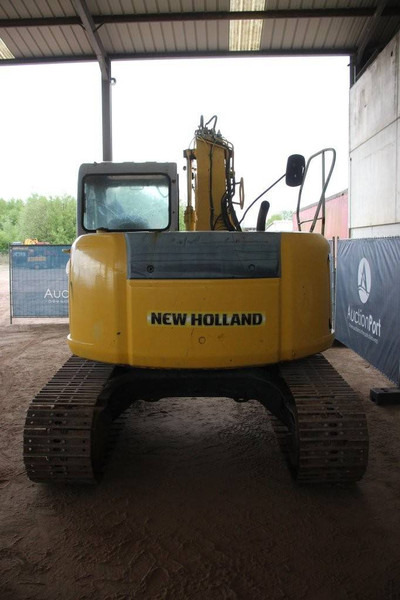 New Holland E115SR - Máy xúc bánh xích: hình 4 New Holland E115SR - Máy xúc bánh xích: hình 4