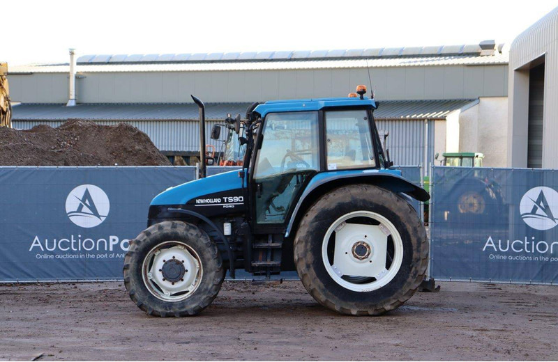 New Holland TS90 - Máy cày: hình 2 New Holland TS90 - Máy cày: hình 2