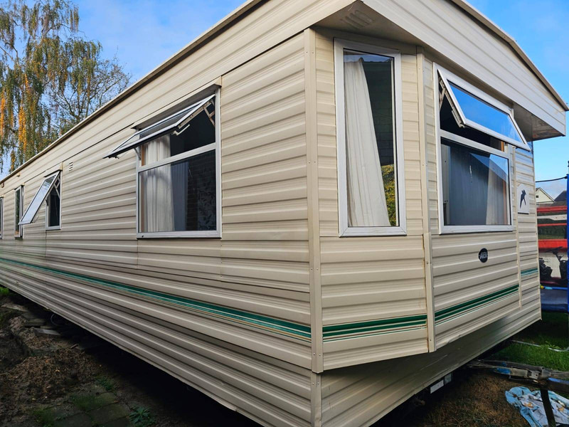 Xe van cắm trại Onbekend: hình 16