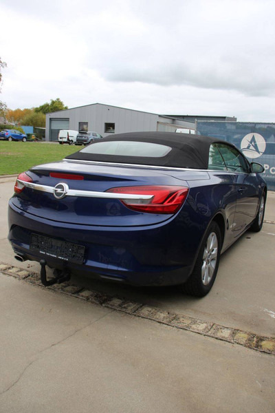Opel Cascada - Xe hơi: hình 5 Opel Cascada - Xe hơi: hình 5