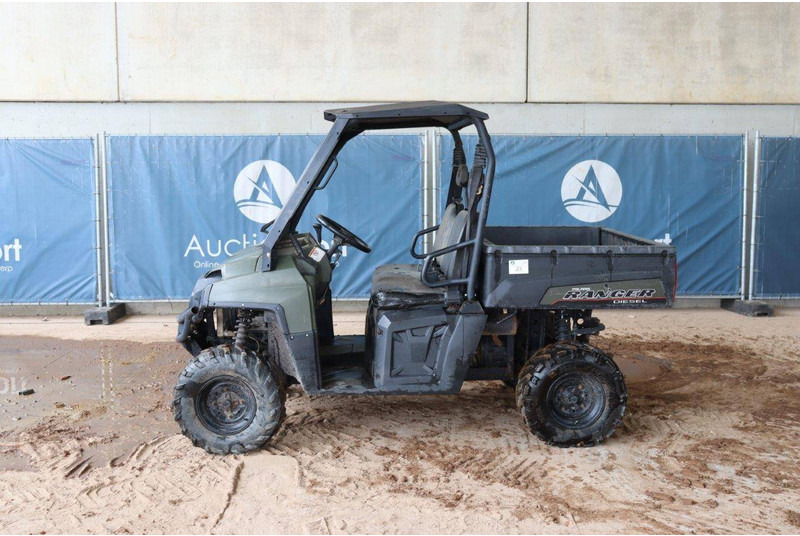 POLARIS Ranger - Xe golf: hình 2 POLARIS Ranger - Xe golf: hình 2