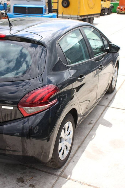 Peugeot 208 - Xe hơi: hình 5 Peugeot 208 - Xe hơi: hình 5