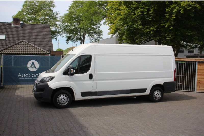 Peugeot Boxer - Xe van chở hàng: hình 1 Peugeot Boxer - Xe van chở hàng: hình 1