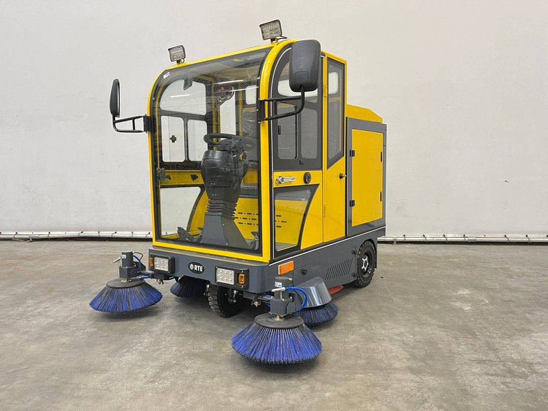 RTE ST150 - Xe quét đường: hình 3 RTE ST150 - Xe quét đường: hình 3
