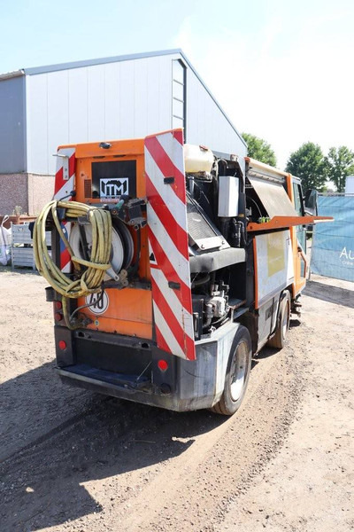 Schmidt MFH 2500 Typ:11 - Xe quét đường: hình 5 Schmidt MFH 2500 Typ:11 - Xe quét đường: hình 5