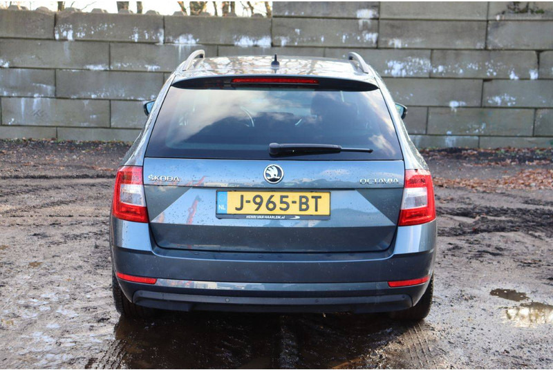 Škoda Octavia - Xe hơi: hình 5 Škoda Octavia - Xe hơi: hình 5