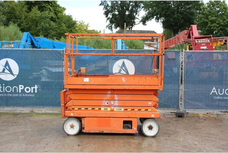 Skyjack SJ III - 4626 - Máy nâng người hình kéo: hình 2 Skyjack SJ III - 4626 - Máy nâng người hình kéo: hình 2
