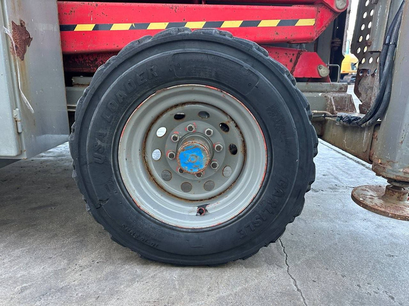 Máy nâng người hình kéo Skyjack SJ9250: hình 9