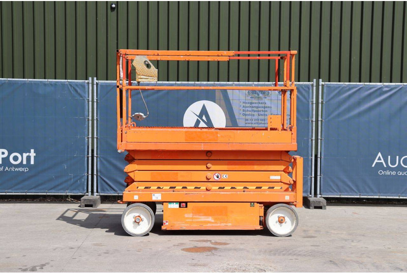 Skyjack SJIII-4626 - Máy nâng người hình kéo: hình 2 Skyjack SJIII-4626 - Máy nâng người hình kéo: hình 2