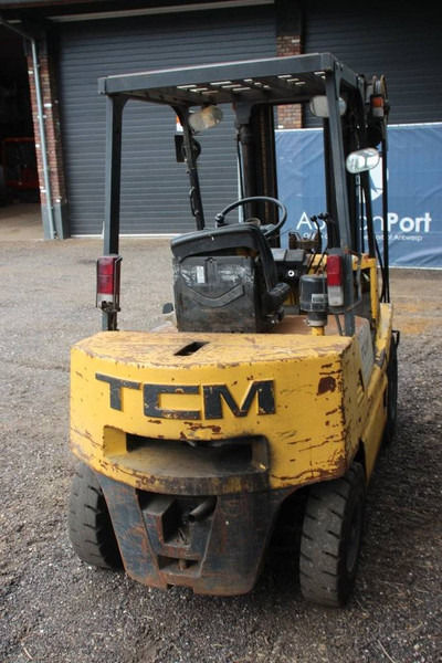 TCM FD25Z2ST - Xe nâng diesel: hình 5 TCM FD25Z2ST - Xe nâng diesel: hình 5