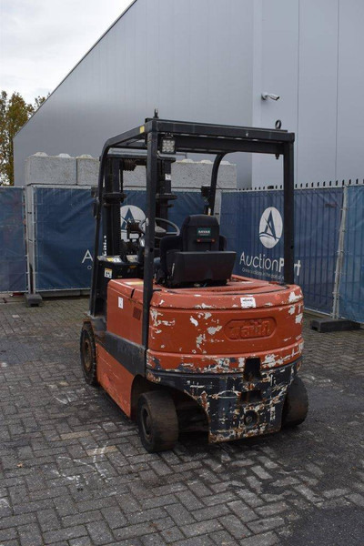 Tailift FB25 - Xe nâng diesel: hình 4 Tailift FB25 - Xe nâng diesel: hình 4