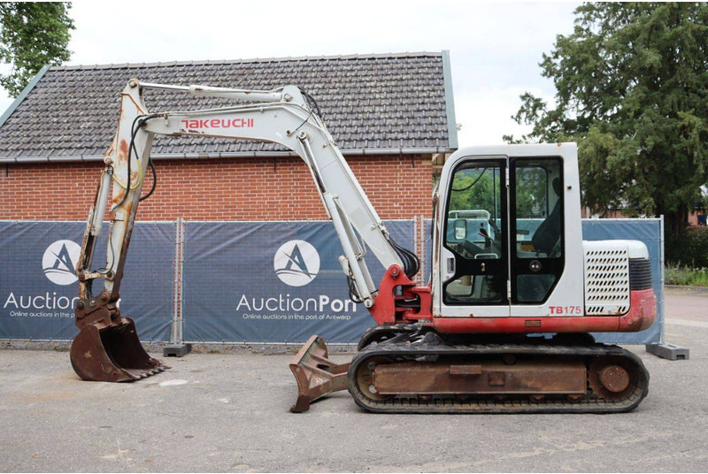 Takeuchi TB175 - Máy xúc mini: hình 2 Takeuchi TB175 - Máy xúc mini: hình 2