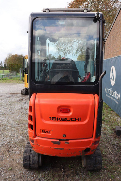 Takeuchi TB216 - Máy xúc mini: hình 5 Takeuchi TB216 - Máy xúc mini: hình 5