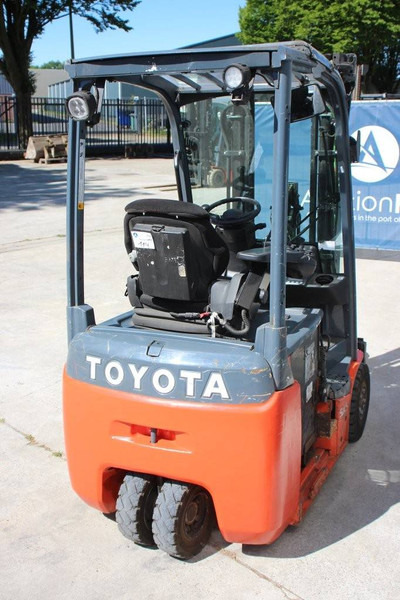 Toyota 8FBEK16T - Xe nâng điện: hình 5 Toyota 8FBEK16T - Xe nâng điện: hình 5