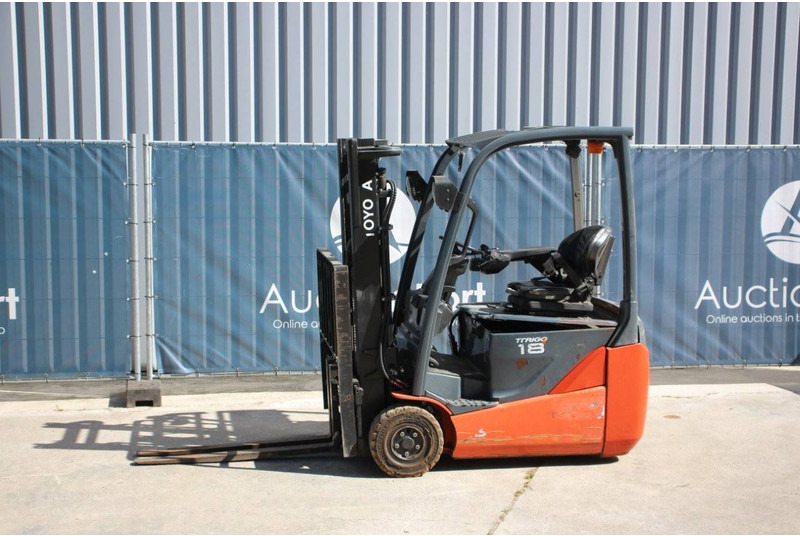 Toyota 8FBEK18T - Xe nâng điện: hình 1 Toyota 8FBEK18T - Xe nâng điện: hình 1