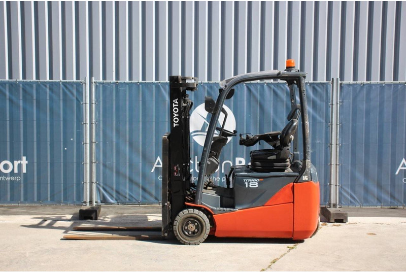 Toyota 8FBEK18T - Xe nâng điện: hình 2 Toyota 8FBEK18T - Xe nâng điện: hình 2