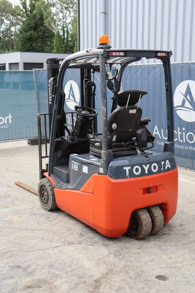 Toyota 8FBEK18T - Xe nâng điện: hình 4 Toyota 8FBEK18T - Xe nâng điện: hình 4