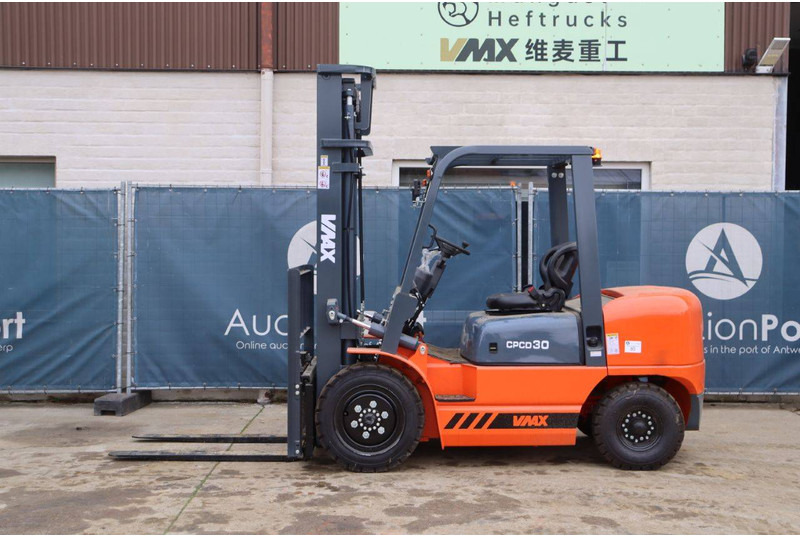 VMAX CPCD30 - Xe nâng diesel: hình 2 VMAX CPCD30 - Xe nâng diesel: hình 2