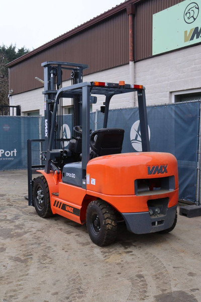 VMAX CPCD30 - Xe nâng diesel: hình 4 VMAX CPCD30 - Xe nâng diesel: hình 4