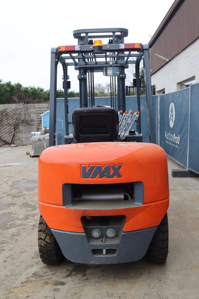 VMAX CPCD30 - Xe nâng diesel: hình 5 VMAX CPCD30 - Xe nâng diesel: hình 5