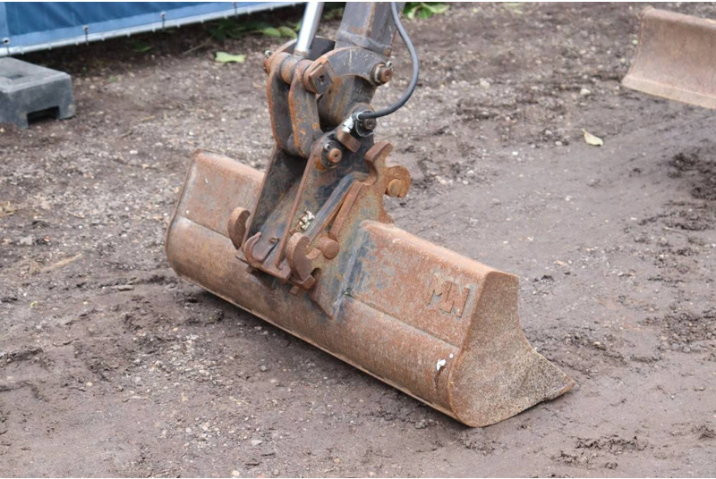Máy xúc mini Volvo EC18C: hình 18
