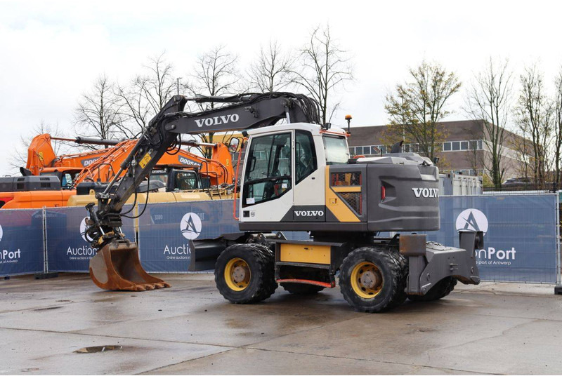 Volvo EWR150E - Máy xúc bánh lốp: hình 3 Volvo EWR150E - Máy xúc bánh lốp: hình 3