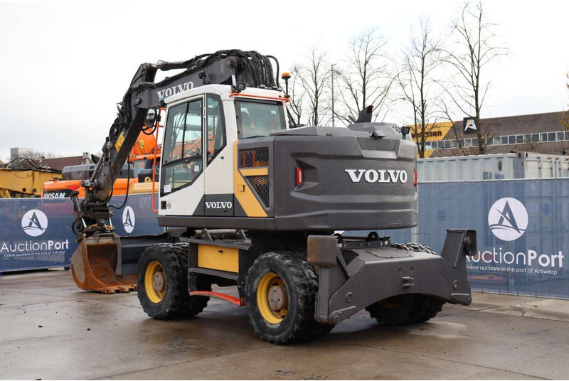 Volvo EWR150E - Máy xúc bánh lốp: hình 4 Volvo EWR150E - Máy xúc bánh lốp: hình 4