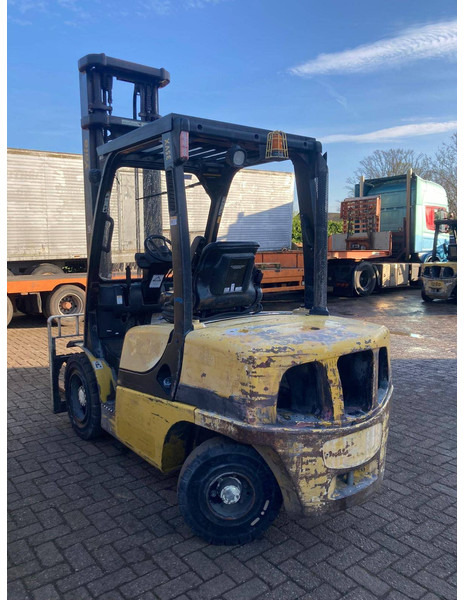 Yale GDP35VX - Xe nâng diesel: hình 2 Yale GDP35VX - Xe nâng diesel: hình 2