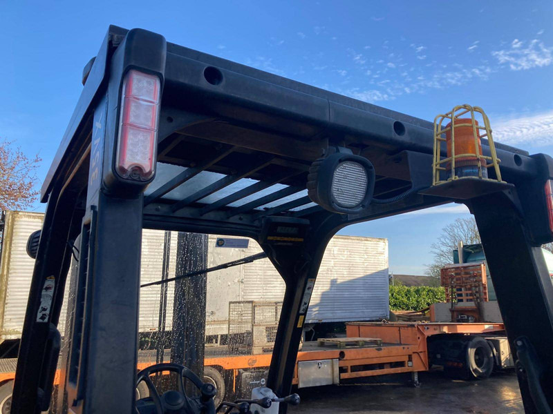 Yale GDP35VX - Xe nâng diesel: hình 5 Yale GDP35VX - Xe nâng diesel: hình 5