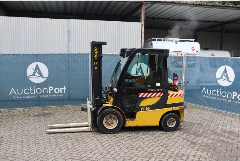 Yale GLP30VX - Xe nâng gas: hình 1 Yale GLP30VX - Xe nâng gas: hình 1